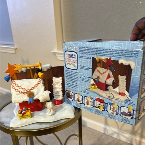 Snoopy and His 1st Prize contest Charlie Brown Christmas - Picture 9 of 16